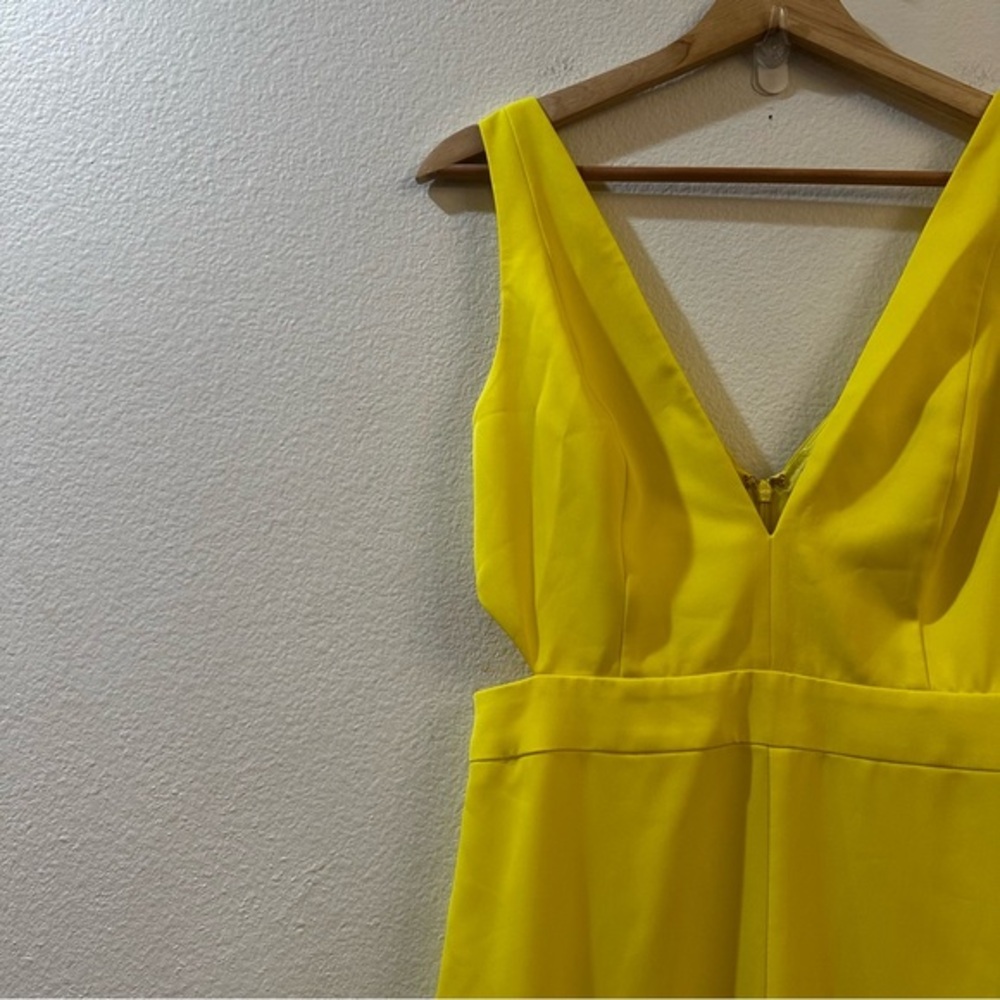 NBD Women's Greta Gown Cut Out Maxi Dress in Yeillow Size Small‎ NWT - Picture 4 of 11